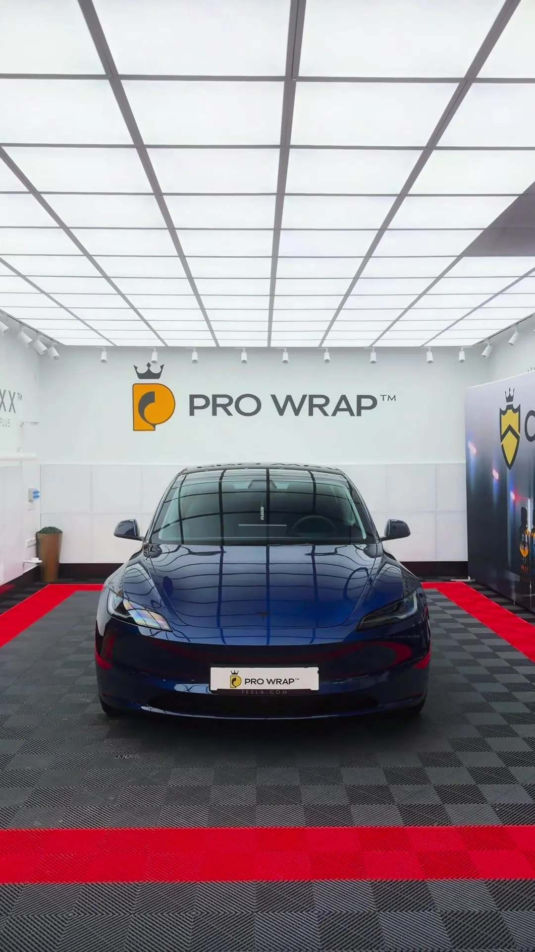 Tesla Model 3 — PPF transparent brillant